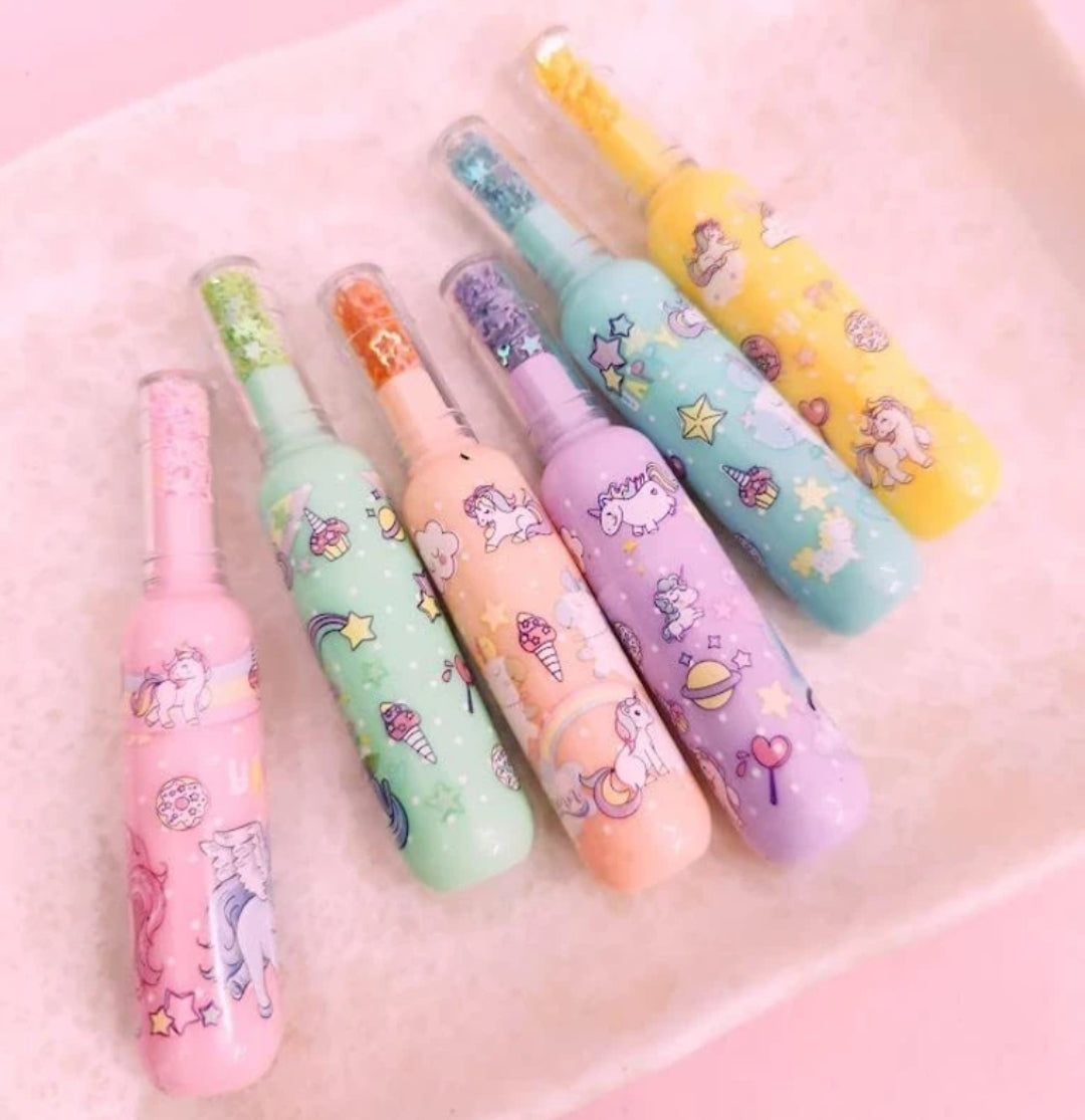 Bottle shape highlighter
